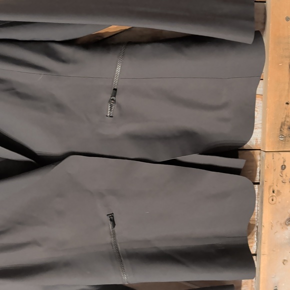 Athleta Blazer.   Size 6.   Awesome - Picture 5 of 5